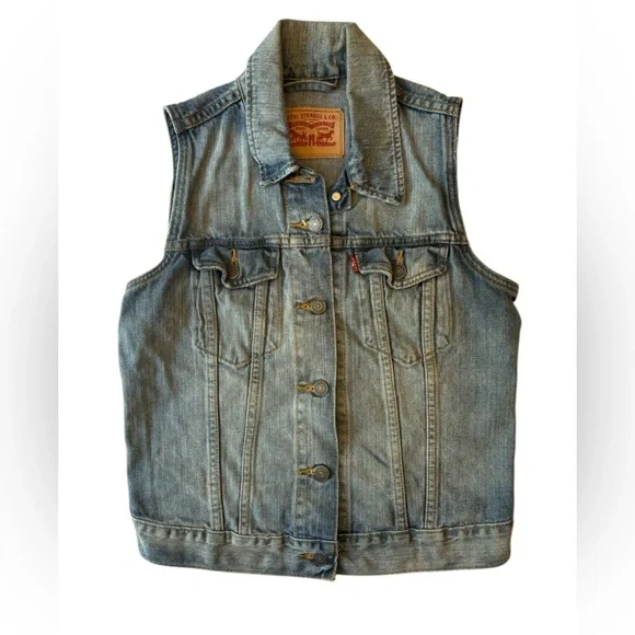 Levi's Classic Denim Trucker Vest for Fall Women’s size M - Picture 1 of 9
